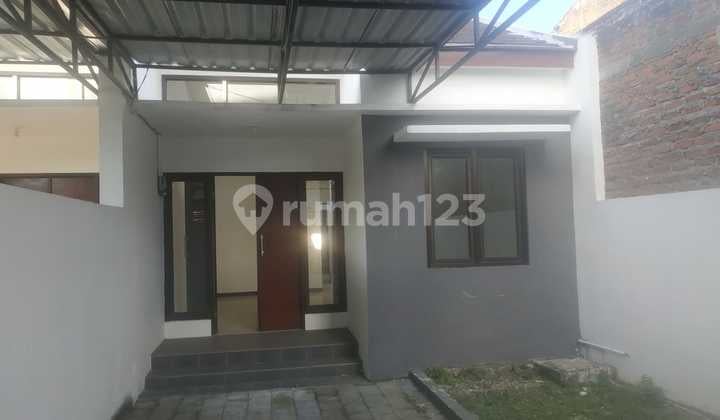 New Spacious Suramadu House Ready Unit Near Kenjeran