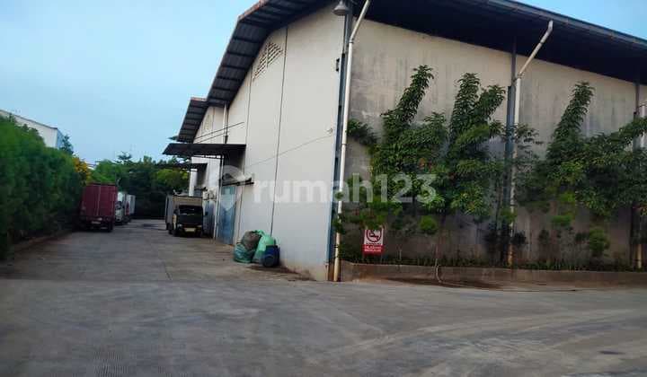 Disewakan 2 Unit Gudang ( Gandeng ) di Area Kapuk, Penjaringan, Jakarta Utara.