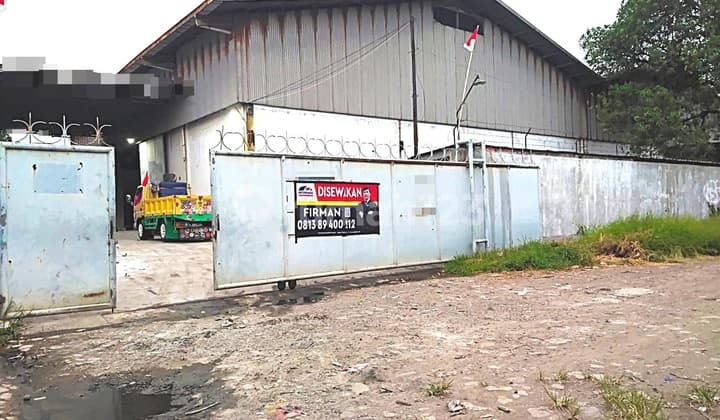 Warehouse on Raya Daan Mogot Km. 19.8, Tangerang 2,920m2 Good SHM.