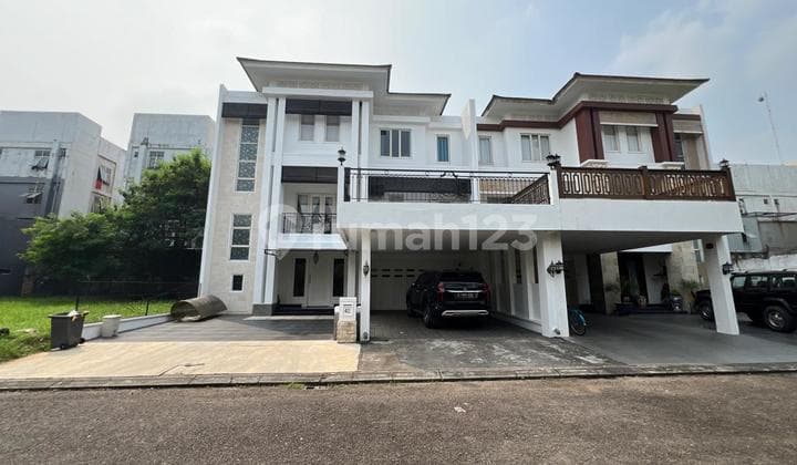 Rumah di Cluster Sutera Palma Alam Sutera, Tangerang