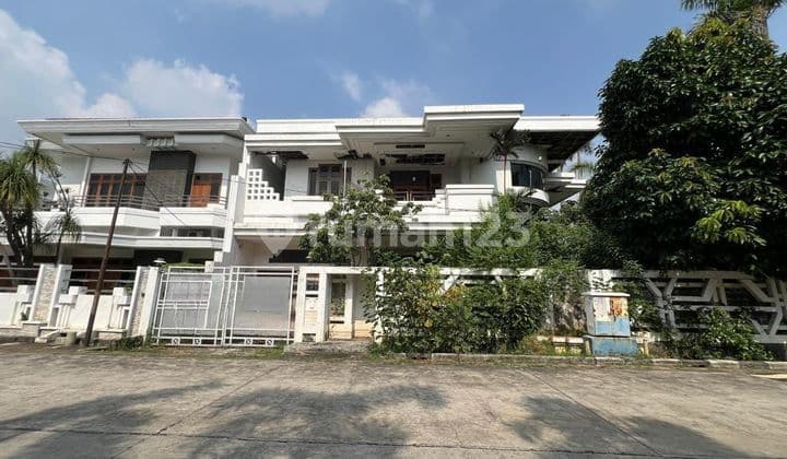 Rumah di Green Garden Blok H Hook, Kedoya, Jakarta Barat