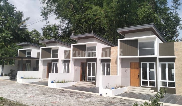 Rumah di Jl Kaliurang Cuma 500 Jutaan Legalitas Komplit