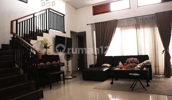 Dijual Rumah Cantik Lokasi Strategis di Radio Dalam