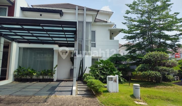 Rumah Kota Wisata Siap Huni Bagus Rapih 3 Lantai