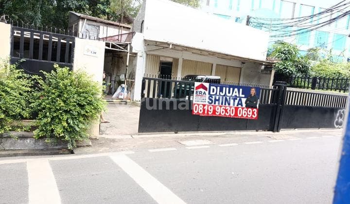 Ss. Dijual Tanah & Gudang - Taman Kebon Sirih (Hook)