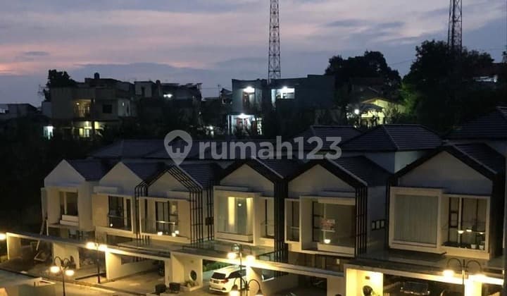 Rumah Mewah Siap Huni Di Pondok Hijau