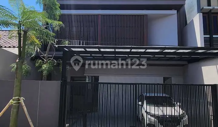 Luxurious Furnished Ready-to-Occupy House in Taman Kopo Indah, Bandung
