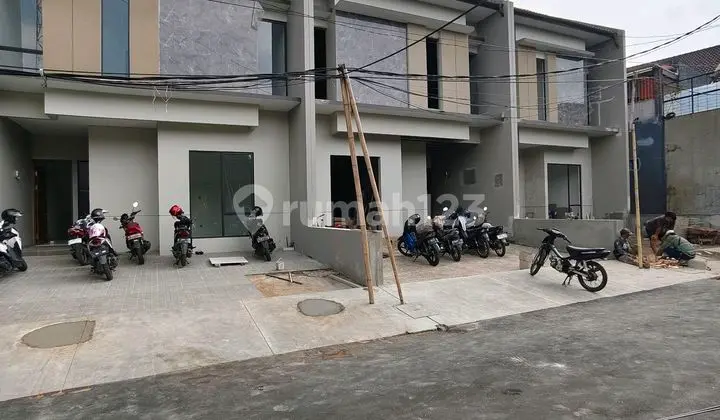 New Modern Minimalist 2-Story House in Batununggal Bandung