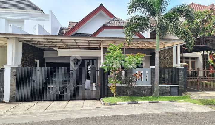 Rumah Luas Bagus di Taman Mutiara Cimahi