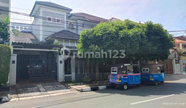 Rumah di Jalan Gurame Rawamangun Jakarta Timur