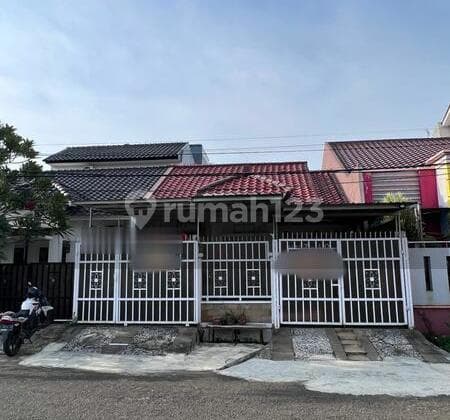 Rumah Luas Siap Huni Di Cluster Taman Sari, Harapan Indah, Bekasi