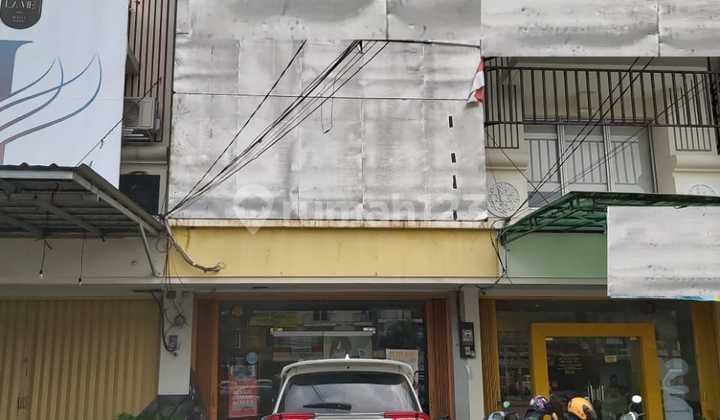 Dijual Ruko Lokasi Strategis di Bulevar Hijau Harapan Indah