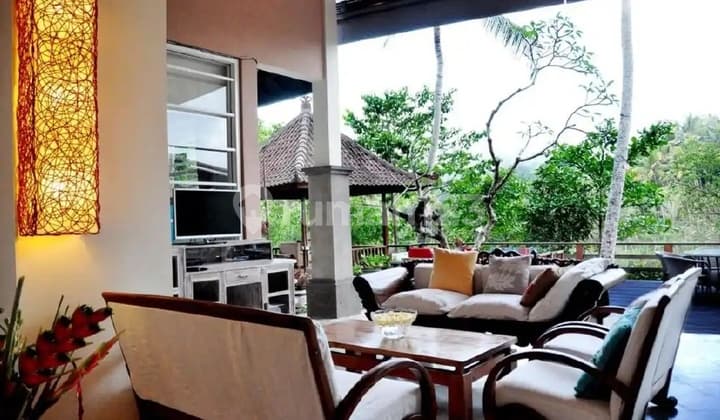 Villa Bagus Sekali, Shm Di Desa Kemunuh, Kec. Sukawati, Kab. Gianyar Bali