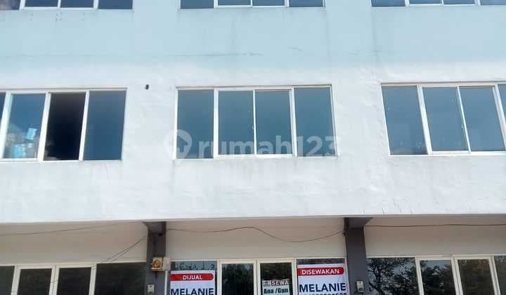 Ruko Baru 3 Lantai, Bagus, SHM di Gunung Anyar