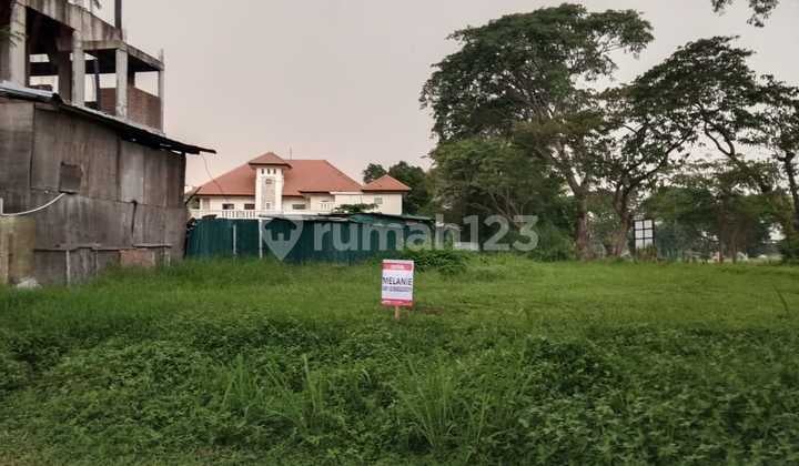 Tanah di Raya Citraland, Dekat dengan Sekolah, Golf View