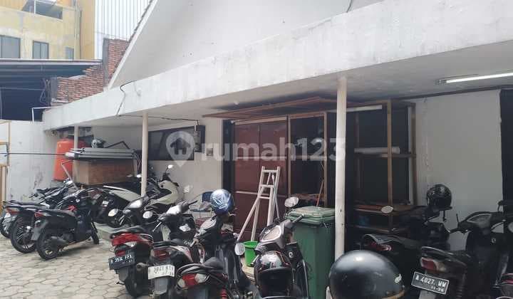 Old House in Kebon Kacang Tanah Abang