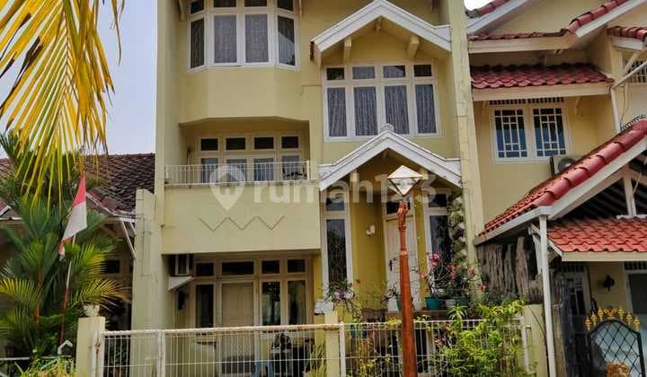 Rumah Bagus di Taman Rempoa, Tangerang