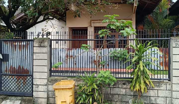 Rumah 2 Lantai di Rempoa, Tangerang