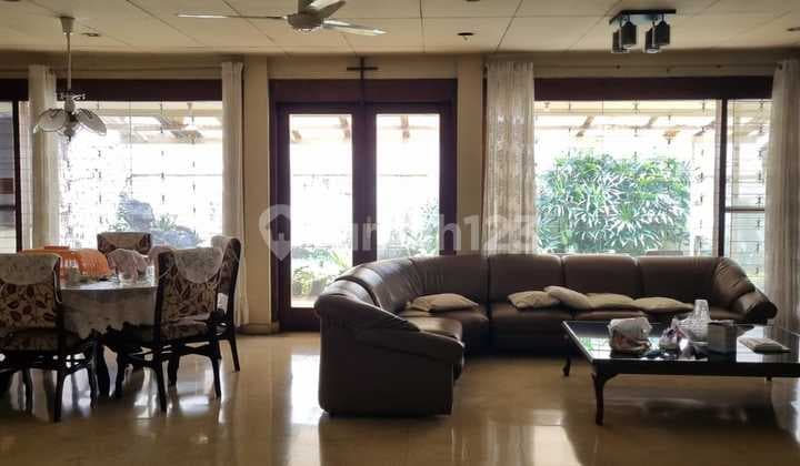 Rumah 2 Lantai di Cidodol, Jakarta Selatan