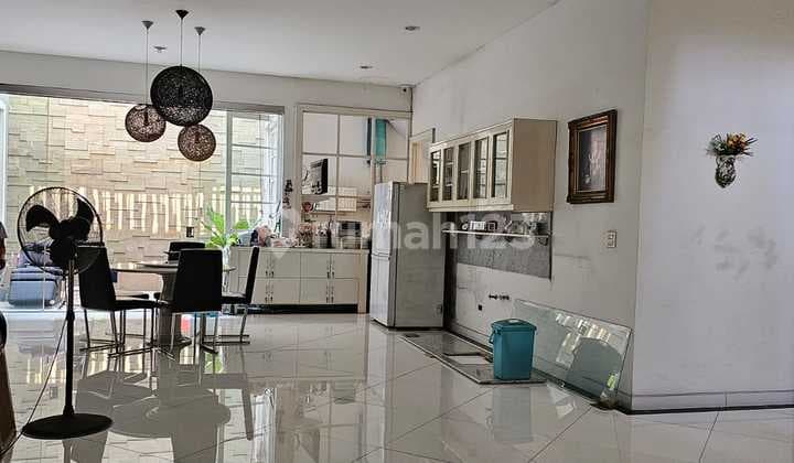 Rumah Siap Huni di Menteng