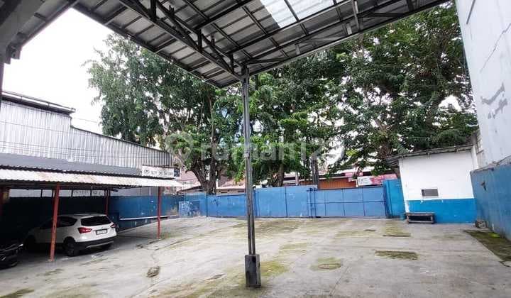 Disewakan Lahan Ex Bengkel di Kebayoran Lama Area