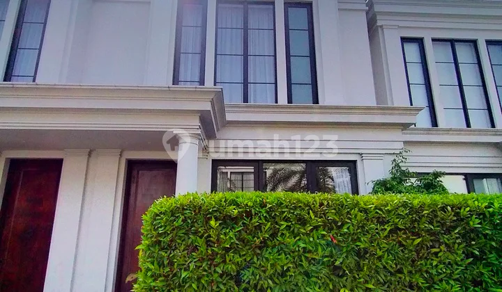 Rumah Kemang 3+1 Kamar 137 M2 6x22 Hadap Barat