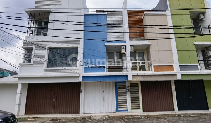 Ruko Taman Semanan 2 Kamar Mandi 56 m2 (4x14) Timur