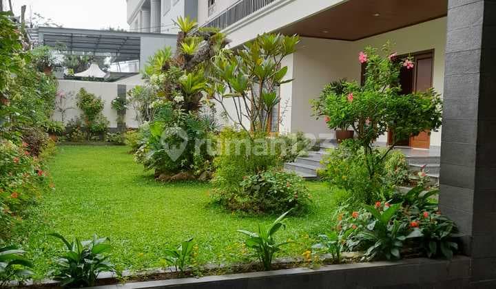 Rumah Mewah Berkelas Sultan