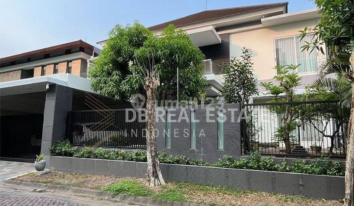 Rumah Golf View Graha Famili Family Selatan Semi Furnish Bisa Kpr