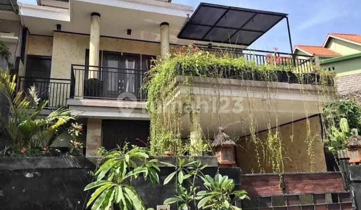 Rumah 2 Lantai Ubung Kaja Denpasar Bali Jual Murah SHM bisa KPR