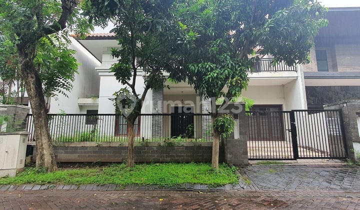 Rumah 2 Lantai Graha Famili Family Blok W Dian Istana Bdg Kpr