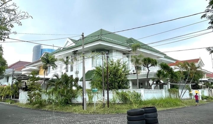 Rumah Lelang Manyar Kertoadi Hook Luas Besar Murah Kertajaya Shm