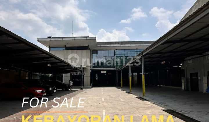 Gedung Bangunan Komersial 2 Lantai Siap Huni Kebayoran Lama Dekat Permata Hijau