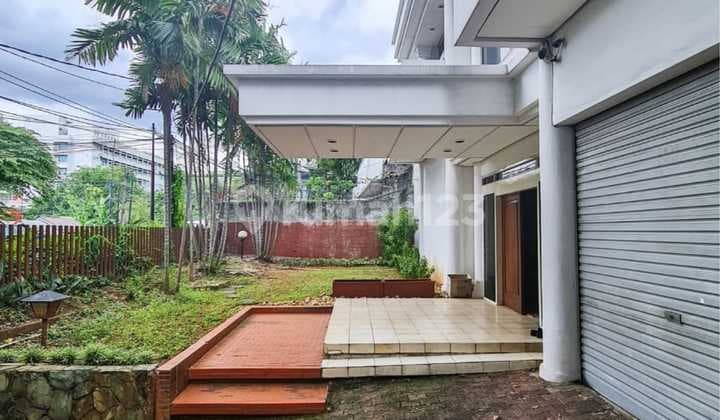 Luxury House Can Be Used for Commercial Kebayoran Baru South Jakarta