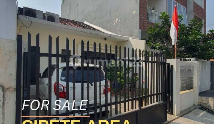 Rumah Dalam Komplek Akses 2 Mobil Lebar Keamanan 24 Jam Cipete Area Jakarta Selatan