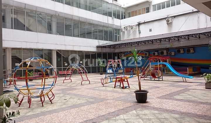 Apartemen 2 Kamar Menteng Square – View Jalan Matraman, Harga Terjangkau!