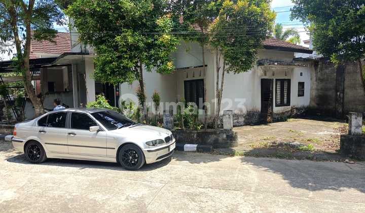 DIJUAL RUMAH KOMPLEK ISTANA AROFATUNA KM 7 PALEMBANG