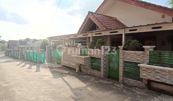 DIJUAL RUMAH MEWAH HALAMAN LUAS DEKAT GRIYA AGUNG DEMANG PALEMBANG