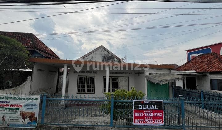 FOR SALE STRATEGIC HOUSE ON KAPTEN ABDULLAH STREET, PLAJU, PALEMBANG