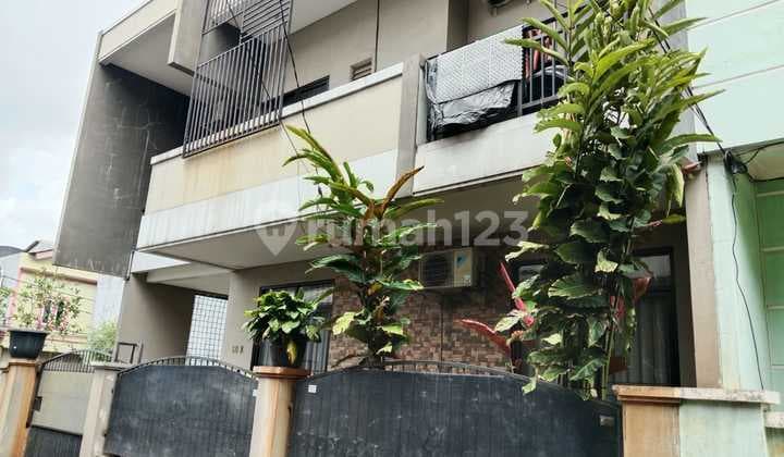 Dijual Rumah 2 Lantai Area Kebon Jeruk Jakarta Barat