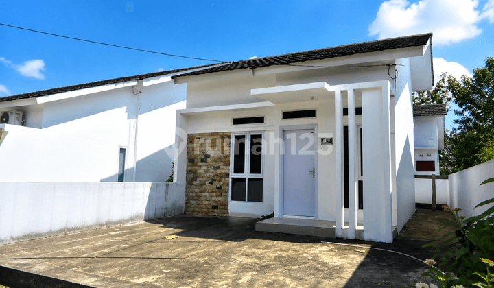 Ready-to-Move-In House for Sale in Taman Sako Kenten, Palembang - Down Payment Only 10 Million