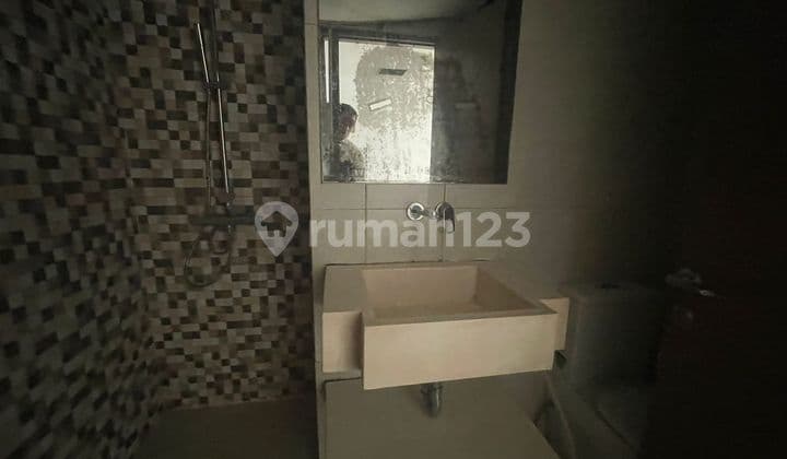 Apartement Pusat Kota, Green Central Jakarta Barat