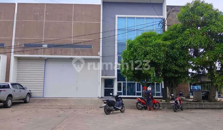 Warehouse Rental in Cosmo Bizland Warehousing Complex, Alang Alang Lebar, Palembang