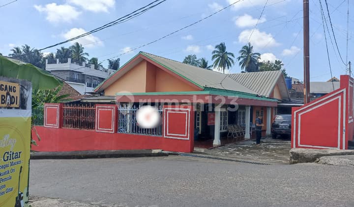 DIJUAL RUMAH SEMI FURNISH DEKAT HOTEL AMARIS PALEMBANG