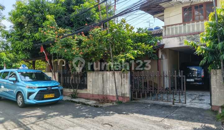 DIJUAL RUMAH TUA POSISI HOOK JATIPADANG PASAR MINGGU JAKARTA SELATAN