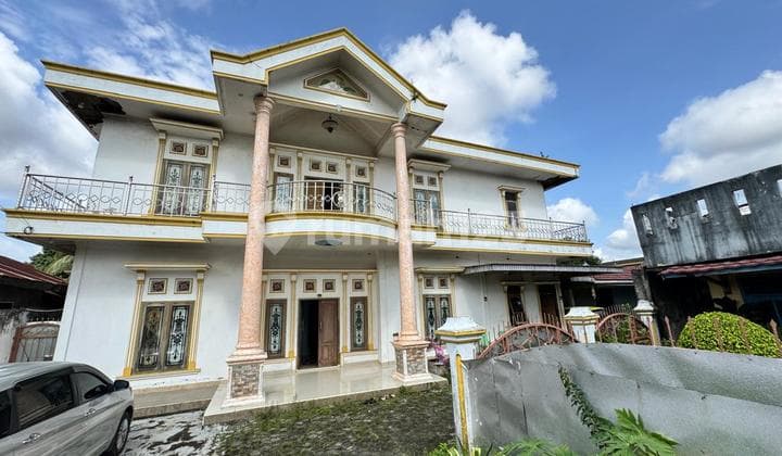 Dijual Rumah Mewah Jalan di Pandjaitan Plaju Palembang