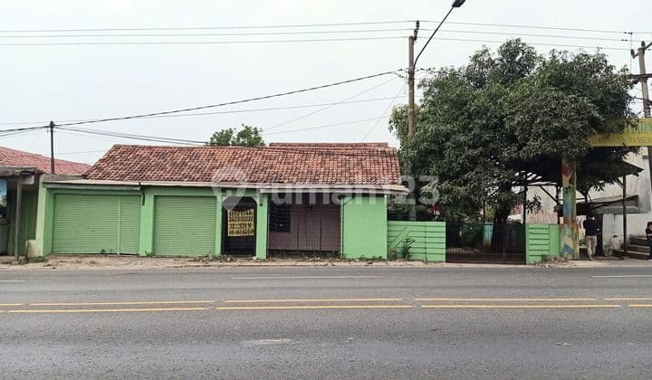 Rumah Luas Di Pinggir Jalan Raya Cocok Untuk Usaha Di Kota Baru Karawang Cikampek