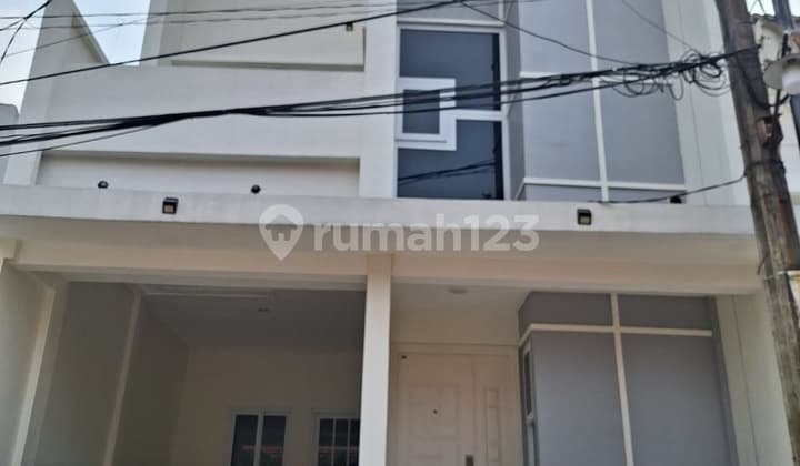Dijual Rumah Baru Renovasi di Galaxy Bekasi