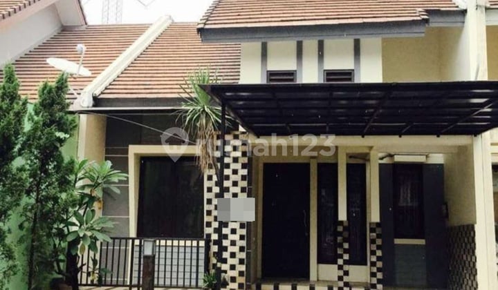 Rumah Cluster Bebas Banjir di Perumahan Legenda Wisata, Kabupaten Bogor dekat kota Bekasi