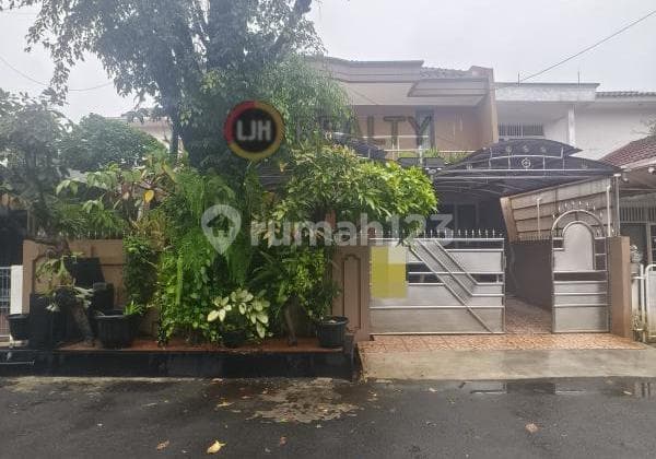 Dijual Rumah Asri 2 Lantai di Perum Permata Timur 2 Jatiwaringin Bekasi